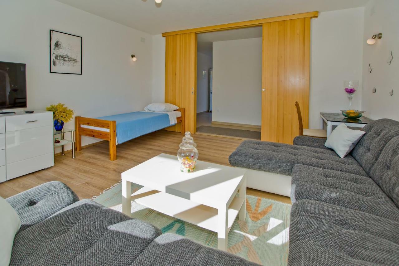 חוואר Apartment Matic Ograde מראה חיצוני תמונה